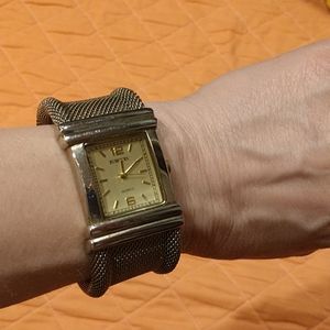 5 For 25.00/Vntg.good cond.Rumours cuff mesh watch